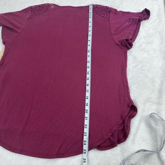 Rewind Women's L Short Sleeve Rounded Hem Tee Lace Inset Cranberry Purple‎ New - Picture 11 of 11
